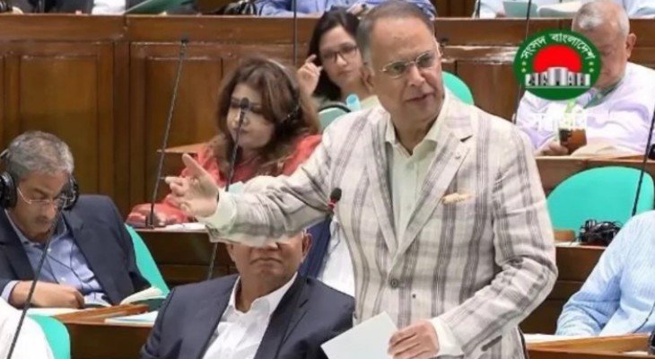 দেশে বর্তমানে বিদ্যুতের কোনো ঘাটতি নেই: বিদ্যুৎমন্ত্রী